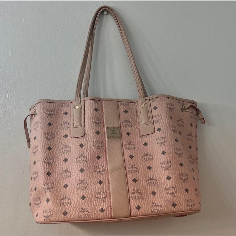 MCM Liz Reversible Tote Bag & Pouch Soft Pink with Dust Bag - Picture 2 of 16